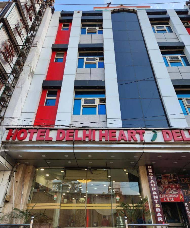 Capital O 6408 Hotel Delhi Heart Yeni Delhi Dış mekan fotoğraf