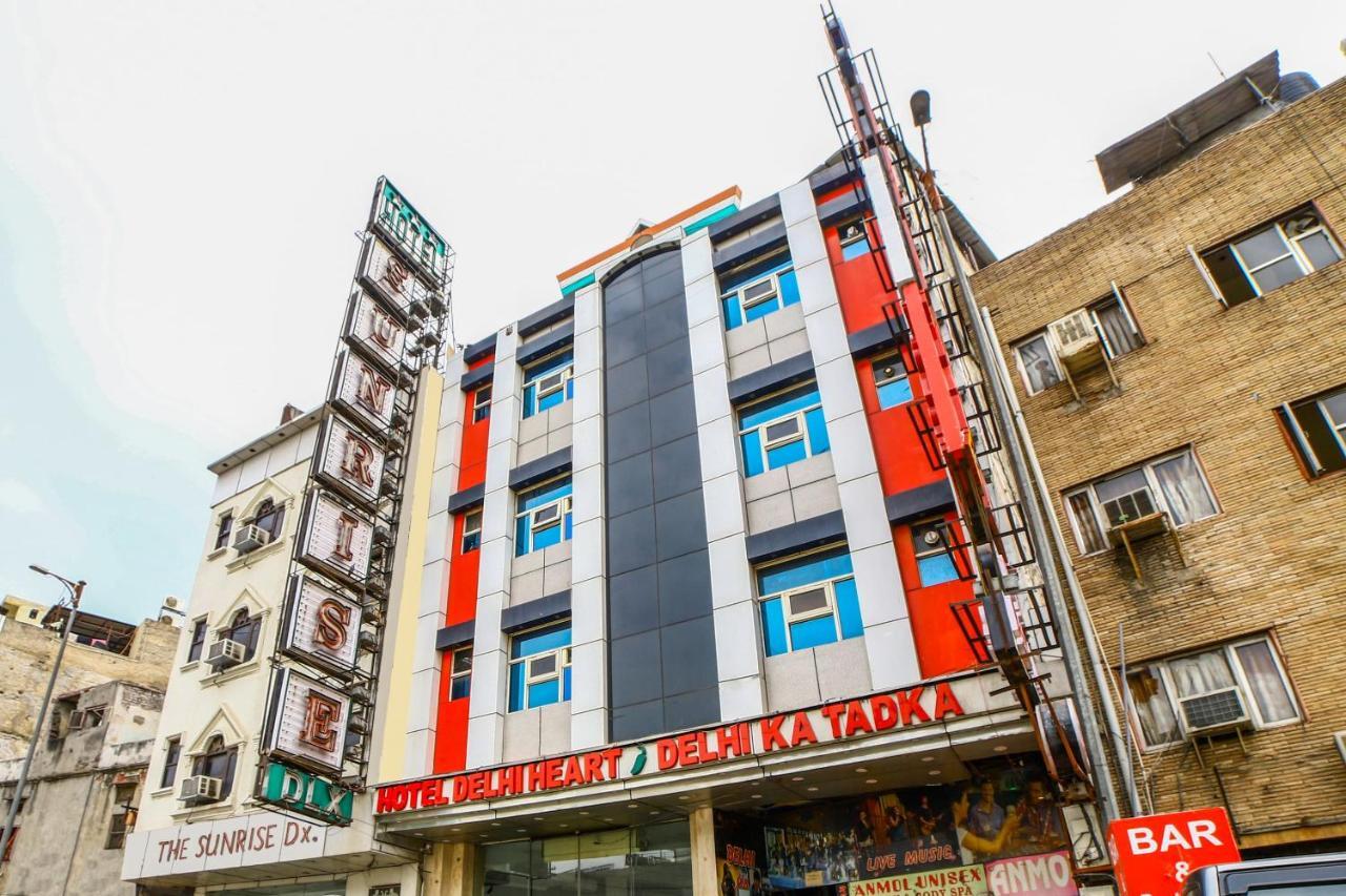 Capital O 6408 Hotel Delhi Heart Yeni Delhi Dış mekan fotoğraf